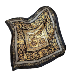 Écharpe <span class=keywords><strong>en</strong></span> <span class=keywords><strong>soie</strong></span> artificielle rétro pour femmes de style britannique, printemps-été, <span class=keywords><strong>noir</strong></span> et or, nouvelle écharpe carrée décorative à motif de fleurs de noix de cajou - Product Image 5