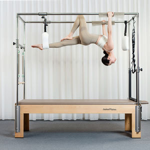Lit de base de Pilates de Studio en bois d'érable <span class=keywords><strong>Machine</strong></span> de réformateur de Pilates avec tour Cadillac Trapèze Wunda Chaise Baril d'échelle - Product Image 3