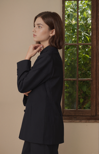 Женская куртка с воротником-лягушкой - Product Image 3