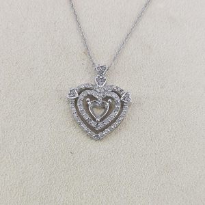 Collar con Colgante de Diamante Natural Jewelspaark, 0.64 Cttw, Corte G-H, Bañado en Rodio, Plata de Ley 925, Diseño de Corazón, para Mujer, 18 - Product Image 4