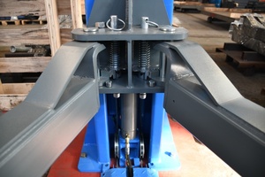 Sollevatore Idraulico a Due Colonne PRE-TP-4.0A da 4 Tonnellate, Altezza di Sollevamento 1900mm, Alta Qualità per <span class=keywords><strong>Garage</strong></span> e Officina - Product Image 5