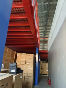 Industriële stalen constructie platform, zwaarbelastbaar meerlaags stellingenrek, gepoedercoat mezzaninevloer, magazijnopslag - Product Image 5