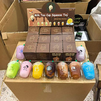 Vente en gros : Boîte mystère de jouets squishy en forme de tasse de thé au lait, rembourrés à la maltose, à rebond lent, sensoriels à presser, anti-stress, cadeau pour enfants