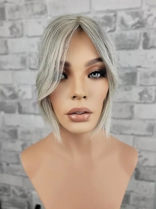 การออกแบบใหม่ Sliver Topper สี<span class=keywords><strong>เทา</strong></span>ผมมนุษย์ฐานผ้าไหมหนังกําพร้ายุโรปชิดชิด Toppers ผมมนุษย์ที่มองไม่เห็นสําหรับผู้หญิง - Product Image 6