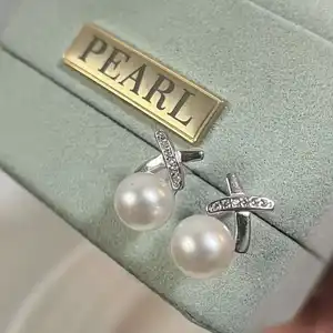 Exquisite S925 Sterling Silver Small X Earrings with 7-8mm High Quality Natural Freshwater Round Pearl Stud Earrings
