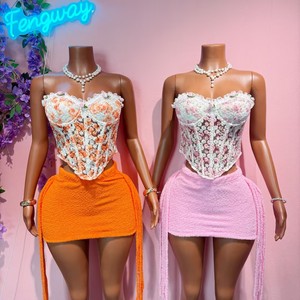 Nuevo Conjunto de <span class=keywords><strong>Falda</strong></span> y Top Corsé de Encaje Floral para Mujer, <span class=keywords><strong>con</strong></span> Decoración de Rosas 3D, Top Bustier Sexy <span class=keywords><strong>con</strong></span> <span class=keywords><strong>Falda</strong></span> de Forro Polar - Product Image 1