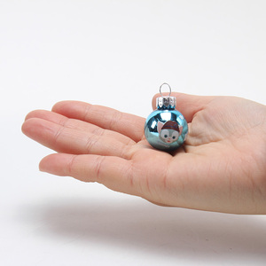 Fournitures <span class=keywords><strong>de</strong></span> <span class=keywords><strong>d</strong></span>écoration <span class=keywords><strong>d</strong></span>'intérieur mini dessus <span class=keywords><strong>de</strong></span> table <span class=keywords><strong>petit</strong></span> arbre <span class=keywords><strong>de</strong></span> Noël en verre soufflé peint à la main avec mini boule boule <span class=keywords><strong>de</strong></span> boule suspendue écologique - Product Image 5