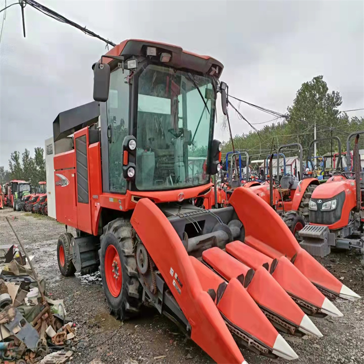 葉物収穫機 葉物ハーベスタ ヤンマー クボタ 農業 農機具 DIY クボタ4YZB-4(PRO1408Y-4) 自走式コーンコンバインハーベスター