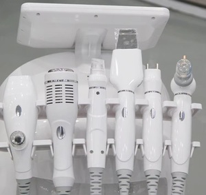 เครื่องพกพาไฮโดรเจน 6 หัว สำหรับทำความสะอาดผิวหน้า กำจัดสิวเสี้ยน ฉีดออกซิเจน ฟื้นฟูผิว พร้อมระบบ EMS - Product Image 5