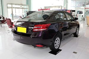 <span class=keywords><strong>Precio</strong></span> al por mayor: Toyota Vios Sedán 2017 usado, 1.5L CVT, coche familiar compacto de 5 plazas con bajo consumo de combustible para suministro global. - Product Image 2