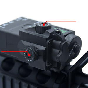 Linterna Multifunción MINI-A2 y Luz de Punto Roja/Verde Ajustable, Conjunto Combinado con Accesorio de Liberación Rápida por Presión Remota - Product Image 5