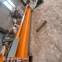 Mini-grue portique électrique 2 tonnes avec palan, roues universelles pour mouvement flexible, équipement de levage pour extérieur, usine et entrepôt