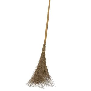 Scopa in Bambù Naturale con Manico da 142 Cm e 18 Setole per Pulizia Giardino e Strada - Product Image 1