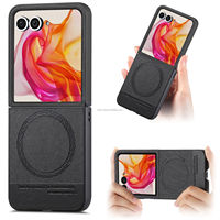 Étuis de téléphone portables en cuir rigide de haute qualité, design nouveau, robustes, avec fermeture magnétique, vente en gros, tendance, pour Motorola Razr 50