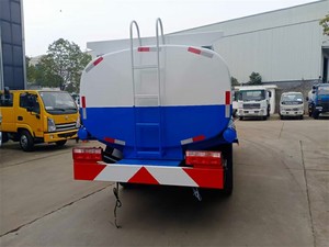 La mejor venta <span class=keywords><strong>Mini</strong></span> Left Hand Drive 8000L Camión cisterna <span class=keywords><strong>de</strong></span> agua 8ton Pequeño camión Bowser <span class=keywords><strong>de</strong></span> agua para la venta - Product Image 6