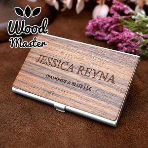 Porta Tarjetas de Visita de Madera Personalizado, Organizador de Escritorio para Oficina Profesional o Regalo - Product Image 4