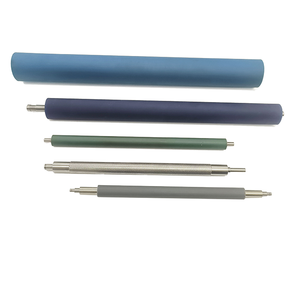 Rodillo <span class=keywords><strong>de</strong></span> rueda <span class=keywords><strong>de</strong></span> silicona <span class=keywords><strong>de</strong></span> goma recubierto <span class=keywords><strong>de</strong></span> poliuretano PU duradero OEM aluminio C45 núcleo <span class=keywords><strong>de</strong></span> acero personalizado 30A-95A para transportador Industrial - Product Image 4