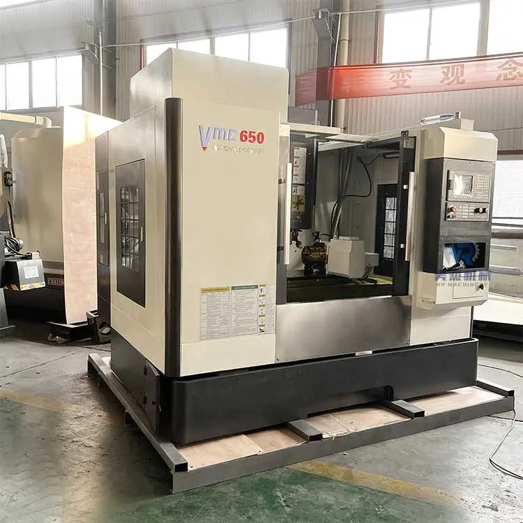 Hot sales 3 axis vertical machining center VMC650 with CE