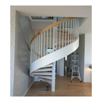 Berman personnalisé blanc spirale en bois marche bois bande de roulement marbre escalier Design à la mode pour Villa escaliers intérieurs