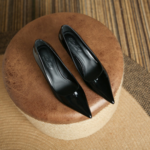 352 1-1 Chaussures à talons hauts pointus françaises pour femmes, nouvelle collection Show <span class=keywords><strong>Tong</strong></span> Qin, talons aiguilles en cuir verni nude à semelle souple - Product Image 6