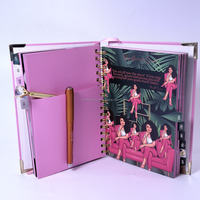Agenda personnalisé à couverture rigide avec coins métalliques, calendrier annuel 12 mois, planificateur, carnet de notes à reliure spirale