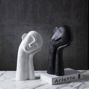 Estatuilla de retrato en blanco y negro, cabeza inclinada, mejilla de mano para mesita de noche, entrada, salón, TV, gabinete de vino, escritorio, cerámica esmaltada - Product Image 4