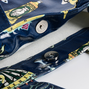 Bolso de mano de imitación de cuero para mujer, bolsa de mano de alta calidad con impresión de logotipo personalizado, resistente al agua, de vinilo y PVC - Product Image 6