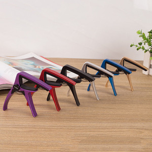 <span class=keywords><strong>Aroma</strong></span> AC20 - Clip para Capo <span class=keywords><strong>de</strong></span> <span class=keywords><strong>Guitarra</strong></span> <span class=keywords><strong>de</strong></span> Acero Colorido para <span class=keywords><strong>Guitarra</strong></span> Acústica y Eléctrica - Product Image 3