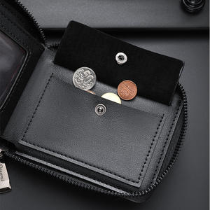 Portefeuille court en cuir PU de qualité supérieure pour homme, avec plusieurs emplacements pour cartes, grande capacité, blocage RFID, poche à monnaie zippée, pliage en deux, broderie vintage - Product Image 3