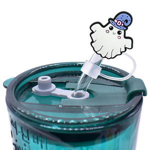 Décorations de pailles en PVC de la série Fantômes de dessin animé, breloques mignonnes anti-poussière pour pailles de boisson, compatibles avec tasses 10mm - Product Image 4