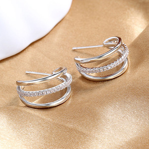 Orecchini a Cerchio a Forma di C alla Moda per Donne, Accessori per Orecchie a Strati per Uso Quotidiano - Product Image 3