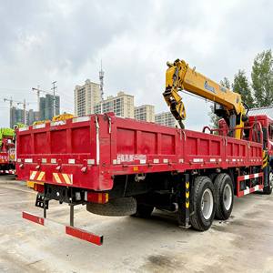 משאית מנוף דונגפנג 4x2, מנוף רכוב על משאית 6 טון, מנוף משאית עם מניפולטור, זרוע עליונה 6-12 טון עם לוגו בהתאמה אישית - Product Image 4