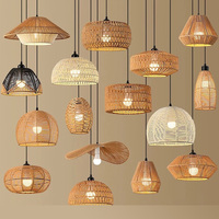 Suspension en Rotin Faite Main avec Abat-Jour en Bambou, Luminaire Suspendu en Rotin pour la Maison, Lustre en Osier, Appareil d'Éclairage en Rotin