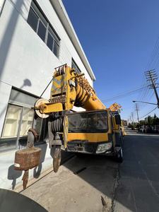 Grue mobile hydraulique d'occasion Zzomlion/SANYY/X-C-M-G de 100 tonnes avec moteur principal à vendre en STOCK - Product Image 3