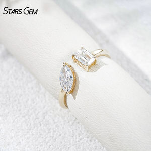 แหวนทองคำแท้ 10K ชุบโรเดียม StarsGem ประดับเพชรแล็บโกรว์ 1.0 กะรัต สี E ความสะอาด VS รูปทรงเอเมอรัลด์ แบบ Toi Et Moi ปรับขนาดได้ - Product Image 2