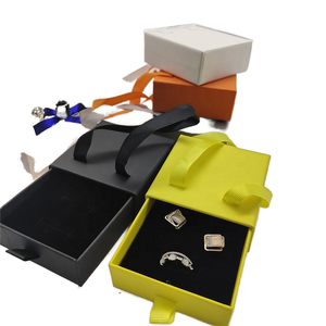Boîte à bijoux portable en matériaux recyclés écologiques, étanche, pour boucles d'oreilles et bracelets, avec logo personnalisé disponible - Product Image 1