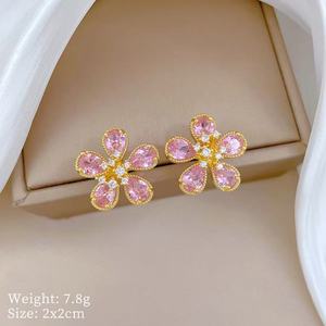 Collar con Colgante de Flor y Cadena de Eslabones Chapado en Rodio con Lazo Rosa y Circonita, Ideal como Regalo para <span class=keywords><strong>Mi</strong></span> <span class=keywords><strong>Hija</strong></span> - Product Image 3