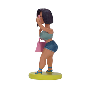 Statuetta personalizzata in resina baby boss statua bella ragazza Sexy bobblehead ornamento per auto articoli per l'arredamento da tavolo - Product Image 5