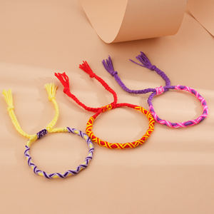 Bracelet d'amitié tissé en corde de corde mexicaine réglable colorée de 15.5CM fait à la main - Product Image 6