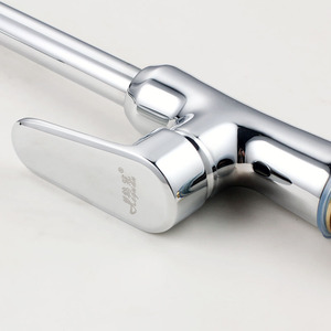 Grifo de cocina Crane Crown, grifo mezclador de cobre con una sola manija, giratorio 360 grados, montado en el encimera, para fregadero - Product Image 3