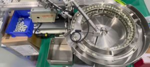 कंपन कटोरे फीडर के साथ स्वचालित इग्निशन ट्यूब फ़ीड - Product Image 3