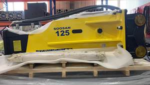 Martillo hidráulico SB125 para minería y construcción Nuevo en caja con núcleo de motor y martillo rompedor de cincel incluido - Product Image 3