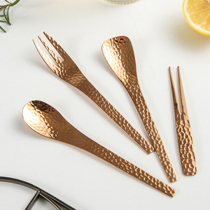 Juego de cuchara y tenedor de acero inoxidable martillado Jinhui Industrial, pulido a espejo, vajilla moderna minimalista para café, fruta y pastel. - Product Image 5