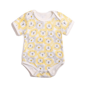 Pabrik Pakaian Bayi RTS Grosir Langsung 190GSM Katun Organik Musim Panas Ramah Lingkungan Lucu Unisex Baju Kodok Bayi Lengan Pendek Kancing - Product Image 4