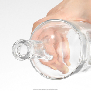 Botella Vacía de Vidrio Negro Exótico con Forma de Pene de 50 ml para Vodka, Whisky, Brandy, <span class=keywords><strong>Ginebra</strong></span>, Ron, Tequila, Licores y Bebidas Espirituosas con Tapón de Corcho - Product Image 2