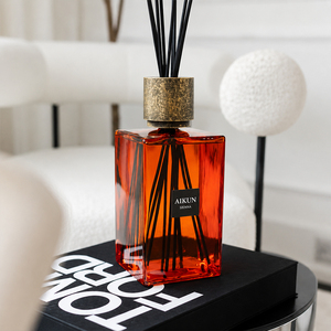 Diffuseur de parfum en verre Aikun Amber Red grande capacité 2200 ml, coffret cadeau pour hôtel, maison, hall, décoration parfumée, vente en gros - Product Image 3