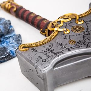 Full Metal 1:1 Escala <span class=keywords><strong>God</strong></span> of <span class=keywords><strong>War</strong></span> <span class=keywords><strong>Ragnarok</strong></span> Cosplay Arma Réplica Mjolnir Thor Hammer - Product Image 2