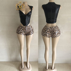 Set atasan kulit PU dan celana pendek motif leopard berpayet, pakaian wanita musim semi yang trendi dan imut, setelan dua potong seksi bergaya Y2K untuk wanita. - Product Image 2