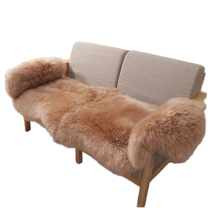 Alfombra y funda <span class=keywords><strong>de</strong></span> asiento <span class=keywords><strong>de</strong></span> piel <span class=keywords><strong>de</strong></span> oveja teñida esponjosa <span class=keywords><strong>de</strong></span> lujo Natural Premium IRIWOOL (marrón claro doble piel 2 'x 6' 4 Lbs) - Product Image 1