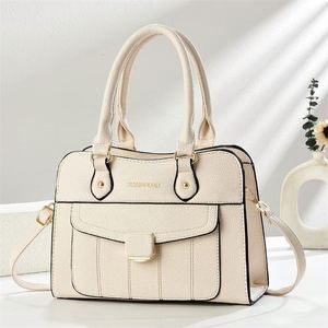 Bolso de Mano de Cuero PU Duradero para Mujer, Venta al Por Mayor de Fábrica - Product Image 3
